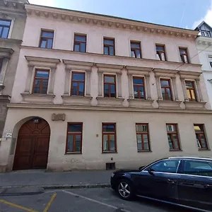 Apartament Pia's Gardenview, Viena
