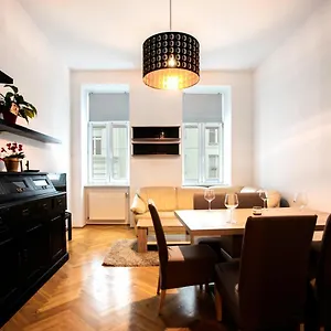 3-bedroom In Apartament