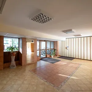 https://apt-sluzew-405b.warsawhotelspoland.com