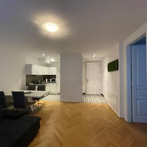 Appartement 1st La Opera Suites, Wenen